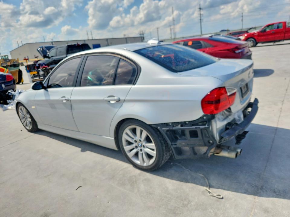 55035556 :رقم المزاد ، WBAVA335X8P142285 vin ، 2008 Bmw 328 مزاد بيع