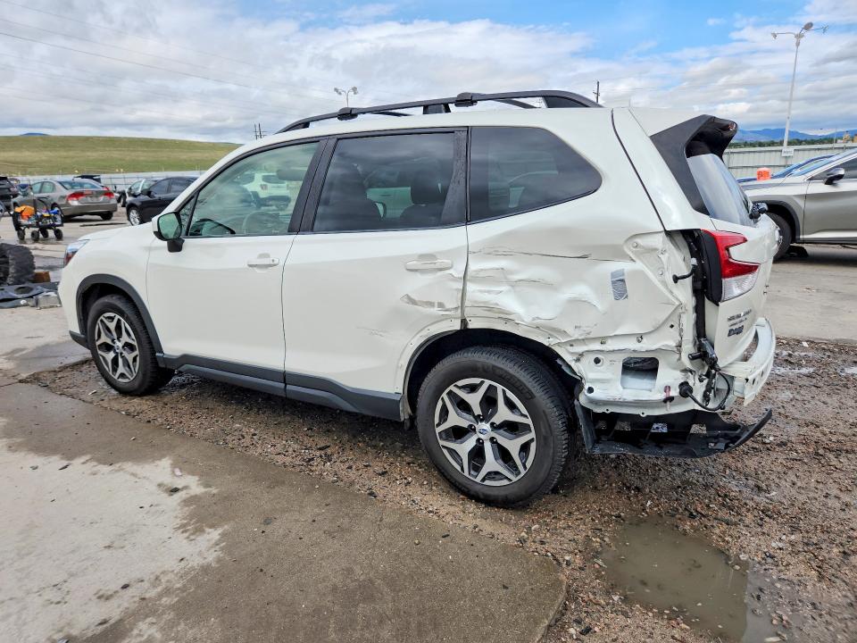 2020 Subaru Forester მანქანა იყიდება აუქციონზე, vin: JF2SKAJC7LH468106, აუქციონის ნომერი: 54449876