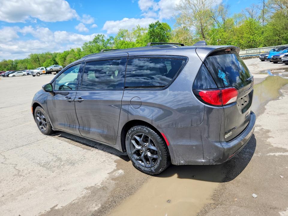 Продажа на аукционе авто 2018 Chrysler Pacifica, vin: 2C4RC1BG6JR364865, номер лота: 52559876