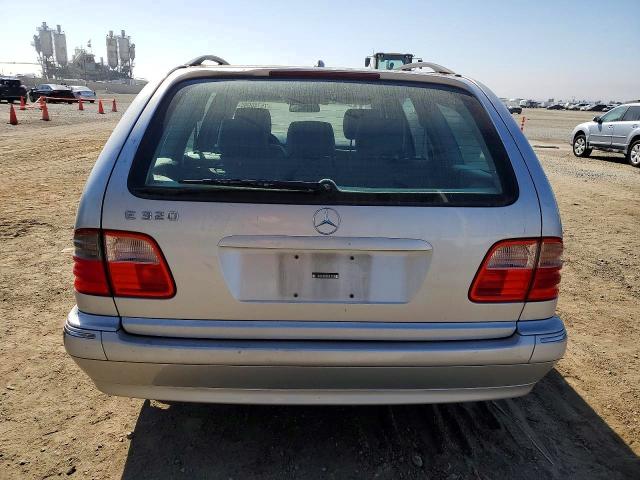 2001 Mercedes-benz E მანქანა იყიდება აუქციონზე, vin: WDBJH65J01B276815, აუქციონის ნომერი: 55747956