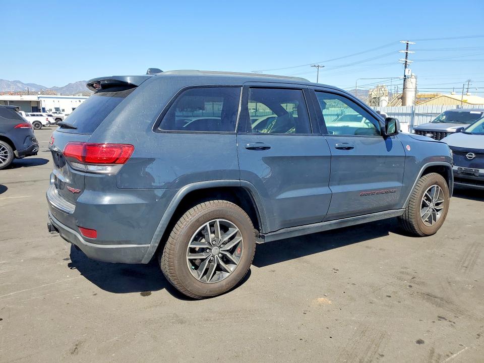 2018 Jeep Grand Cherokee მანქანა იყიდება აუქციონზე, vin: 1C4RJFLG8JC236654, აუქციონის ნომერი: 52783026