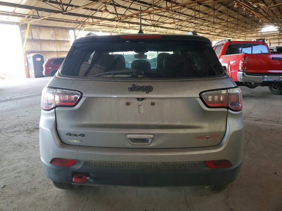 52061216 :رقم المزاد ، 3C4NJDDB7KT747963 vin ، 2019 Jeep Compass مزاد بيع