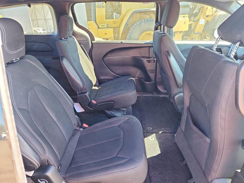 Продаж на аукціоні авто 2018 Chrysler Pacifica, vin: 2C4RC1FG9JR175590, номер лоту: 53212426