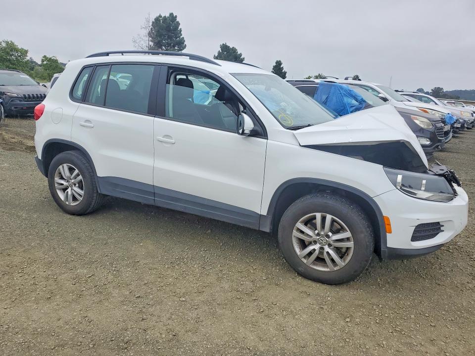 52380676 :رقم المزاد ، WVGAV7AX5GW584036 vin ، 2016 Volkswagen Tiguan مزاد بيع