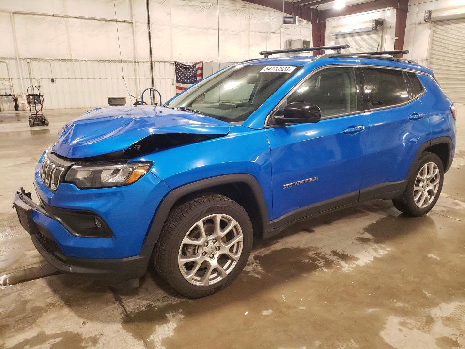 2022 Jeep Compass მანქანა იყიდება აუქციონზე, vin: 3C4NJDFB0NT221725, აუქციონის ნომერი: 54110326