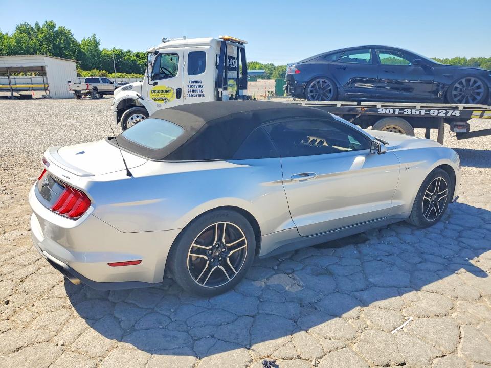 53693896 :رقم المزاد ، 1FATP8UH4J5155541 vin ، 2018 Ford Mustang مزاد بيع