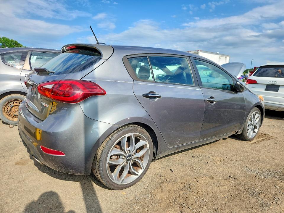 2016 Kia Forte მანქანა იყიდება აუქციონზე, vin: KNAFZ5A35G5592172, აუქციონის ნომერი: 54174546