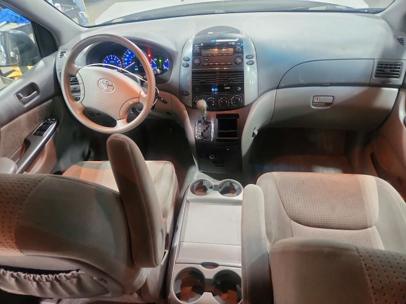 Aukcja sprzedaży 2010 Toyota Sienna, vin: 5TDKK4CC1AS300824, numer aukcji: 52670806