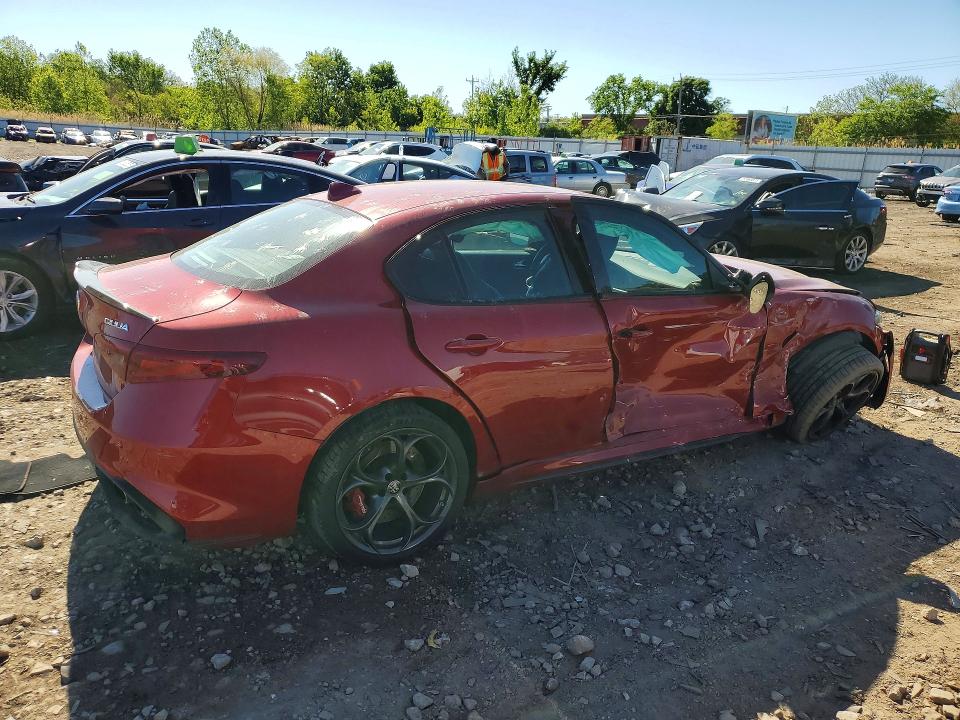 2018 Alfa Romeo Giulia მანქანა იყიდება აუქციონზე, vin: ZARFAEAV1J7580503, აუქციონის ნომერი: 53388606