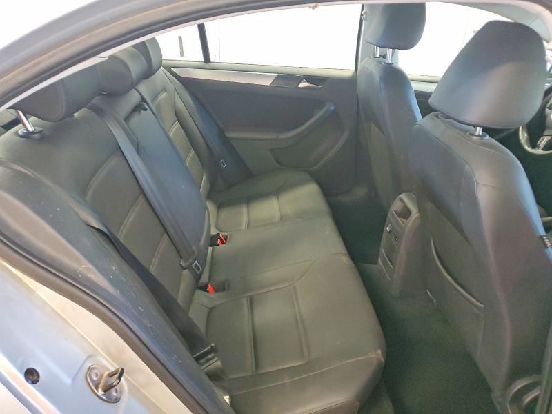 55223256 :رقم المزاد ، 3VWLL7AJ8CM086807 vin ، 2012 Volkswagen Jetta مزاد بيع