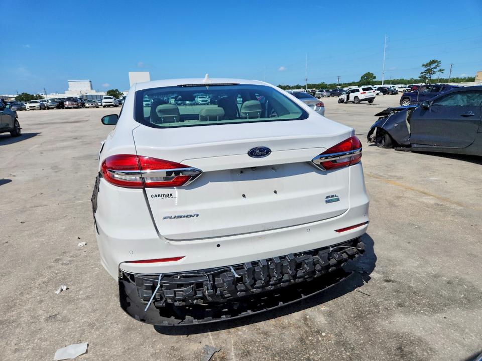 2020 Ford Fusion მანქანა იყიდება აუქციონზე, vin: 3FA6P0CD9LR154222, აუქციონის ნომერი: 51418136