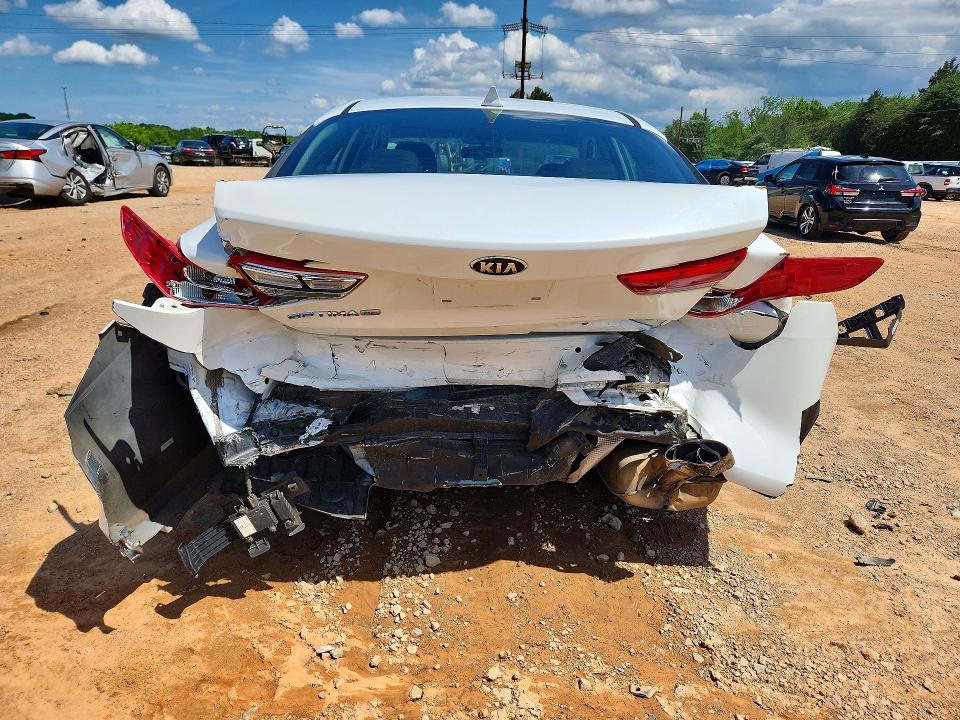 55354566 :رقم المزاد ، 5XXGT4L37JG218990 vin ، 2018 Kia Optima مزاد بيع