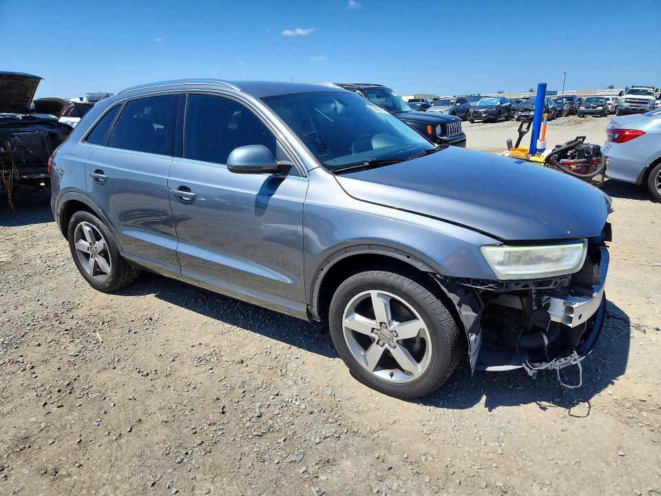 2015 Audi Q3 მანქანა იყიდება აუქციონზე, vin: WA1EFCFS6FR006964, აუქციონის ნომერი: 52697876
