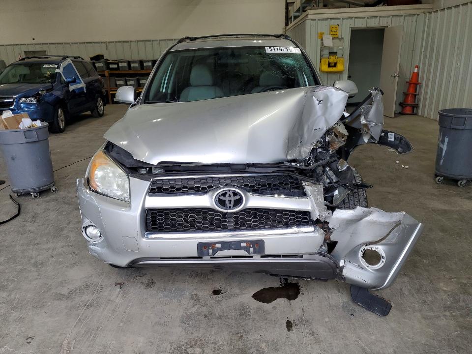 2011 Toyota Rav4 მანქანა იყიდება აუქციონზე, vin: 2T3DF4DV2BW135735, აუქციონის ნომერი: 54197196