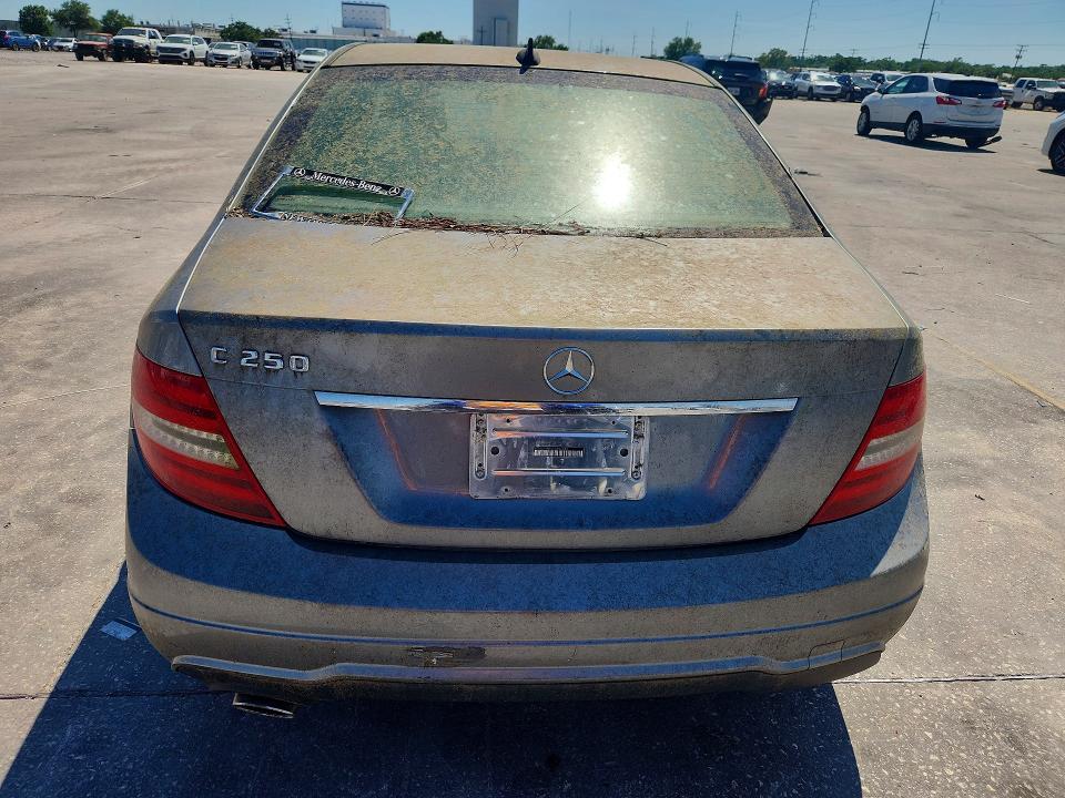 49918276 :رقم المزاد ، WDDGF4HB5DA852022 vin ، 2013 Mercedes-benz C مزاد بيع