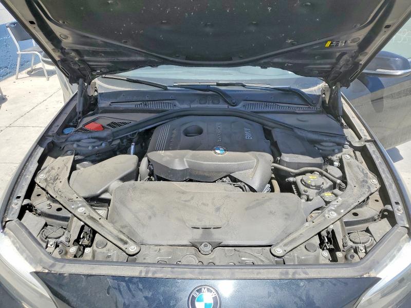 55574686 :رقم المزاد ، WBA2M9C38HV717538 vin ، 2017 Bmw 230xi مزاد بيع