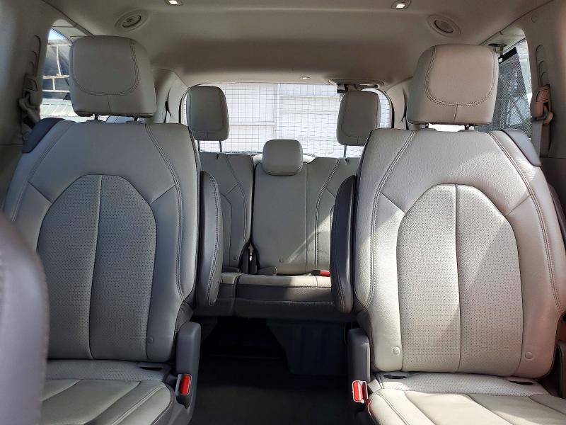 52453696 :رقم المزاد ، 2C4RC1EG6HR684032 vin ، 2017 Chrysler Pacifica مزاد بيع