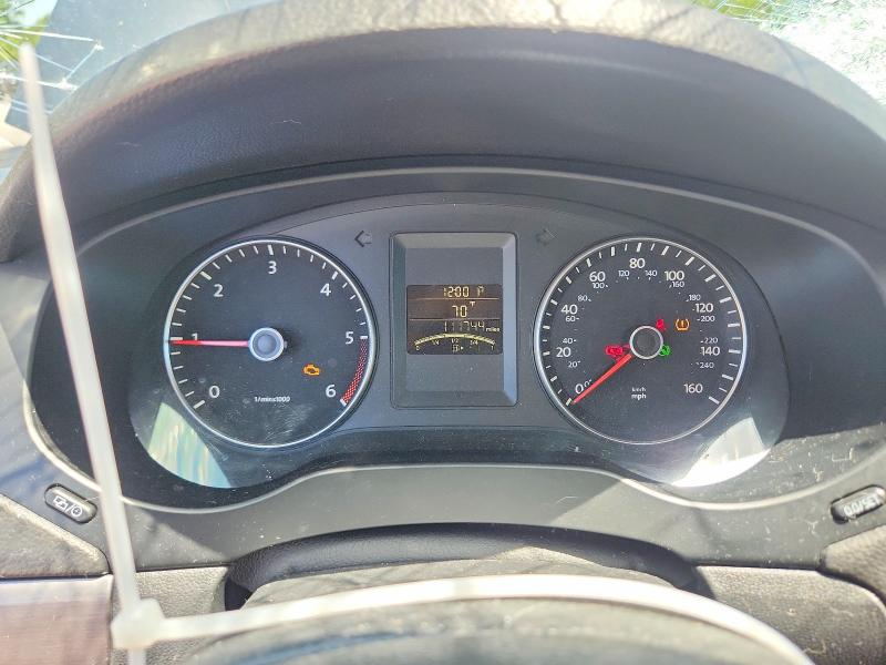 53283006 :رقم المزاد ، 3VWLL7AJ6EM416608 vin ، 2014 Volkswagen Jetta مزاد بيع