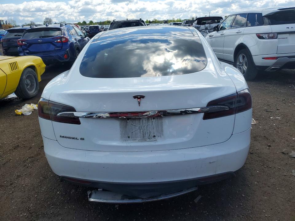 52041726 :رقم المزاد ، 5YJSA1AG0DFP11499 vin ، 2013 Tesla Model S مزاد بيع