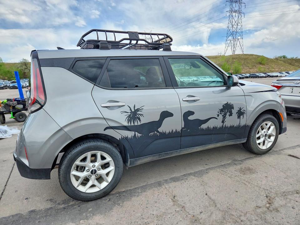 2023 Kia Soul მანქანა იყიდება აუქციონზე, vin: KNDJ23AU2P7867838, აუქციონის ნომერი: 53945276