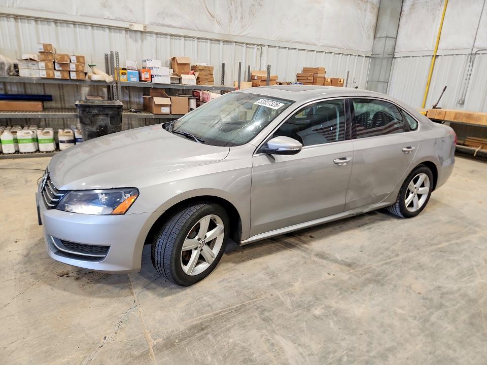 52027326 :رقم المزاد ، 1VWBN7A3XCC102515 vin ، 2012 Volkswagen Passat مزاد بيع