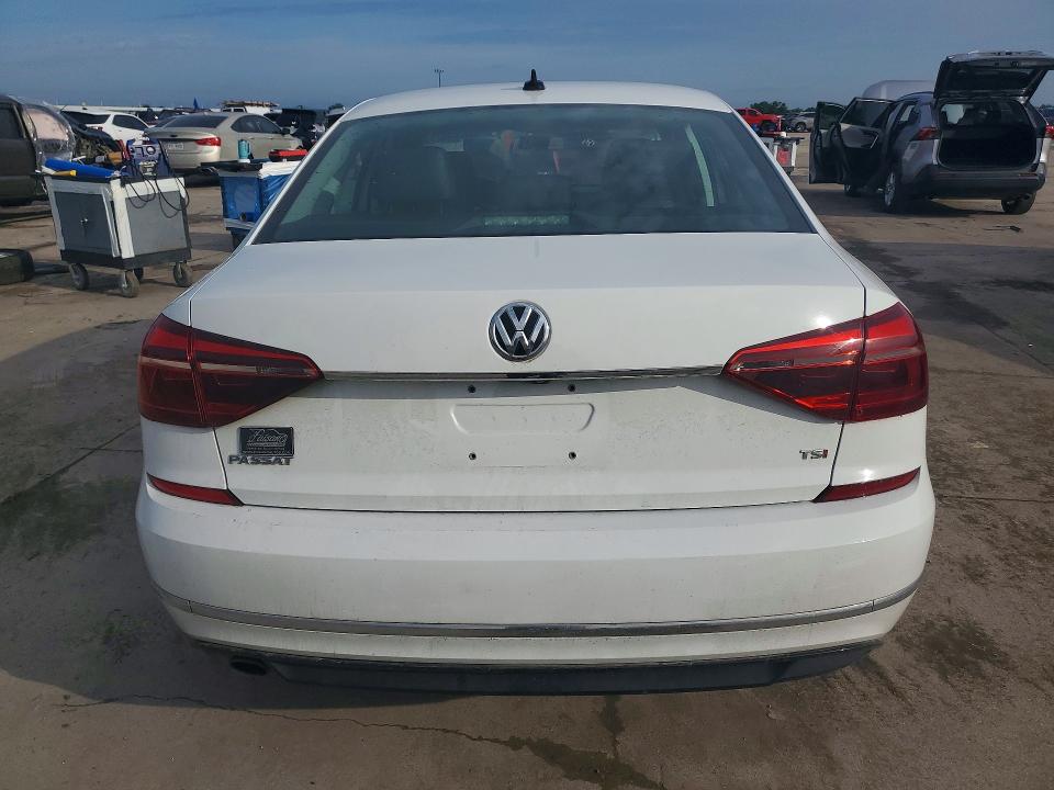 Продаж на аукціоні авто 2017 Volkswagen Passat, vin: 1VWDT7A31HC024647, номер лоту: 53005576