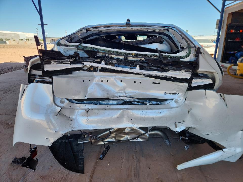 2026 Toyota Prius Plug-in Hybrid მანქანა იყიდება აუქციონზე, vin: JTDACACU8T3071045, აუქციონის ნომერი: 52906526