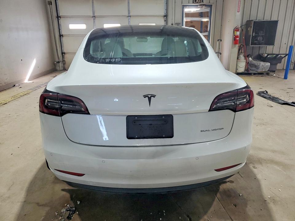 Продажа на аукционе авто 2021 Tesla Model 3, vin: 5YJ3E1EB4MF990172, номер лота: 54980406