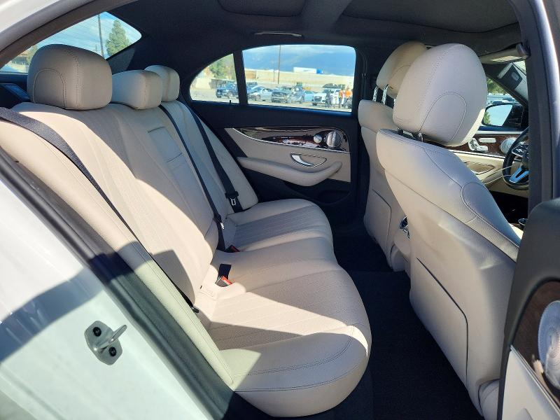 55433856 :رقم المزاد ، W1KZF8DB7LA824288 vin ، 2020 Mercedes-benz E مزاد بيع