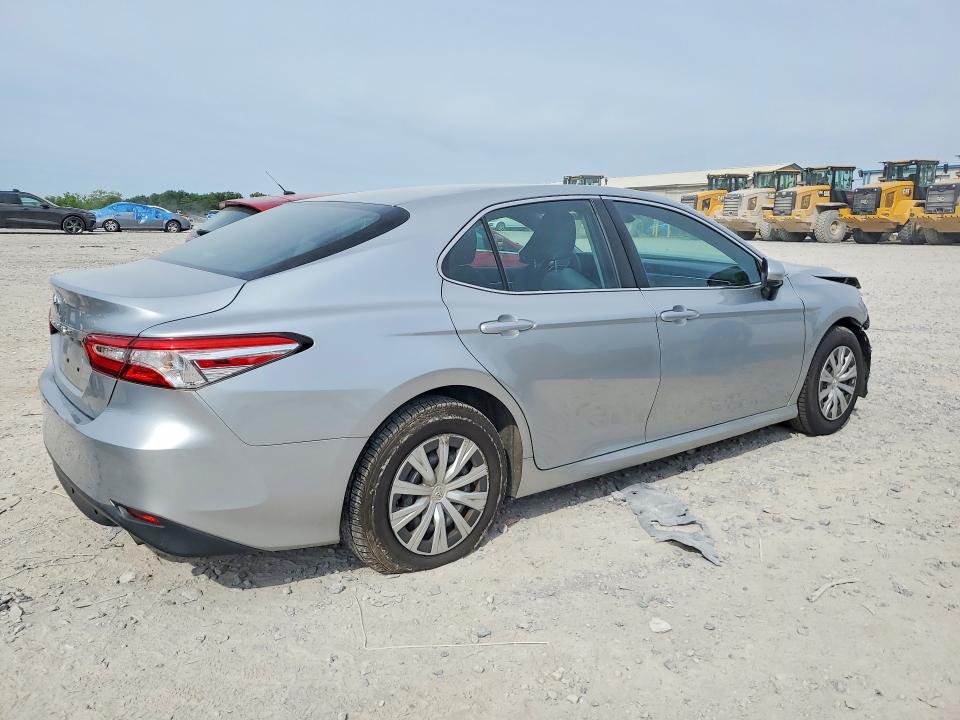 Продажа на аукционе авто 2018 Toyota Camry, vin: 4T1B11HK7JU641458, номер лота: 52468096