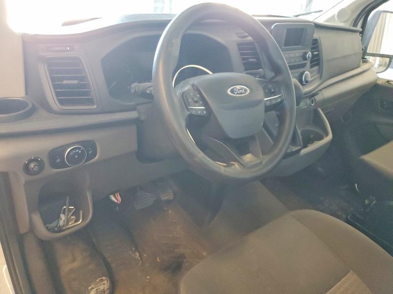 52711986 :رقم المزاد ، 1FTBR3X89LKA54207 vin ، 2020 Ford Transit مزاد بيع