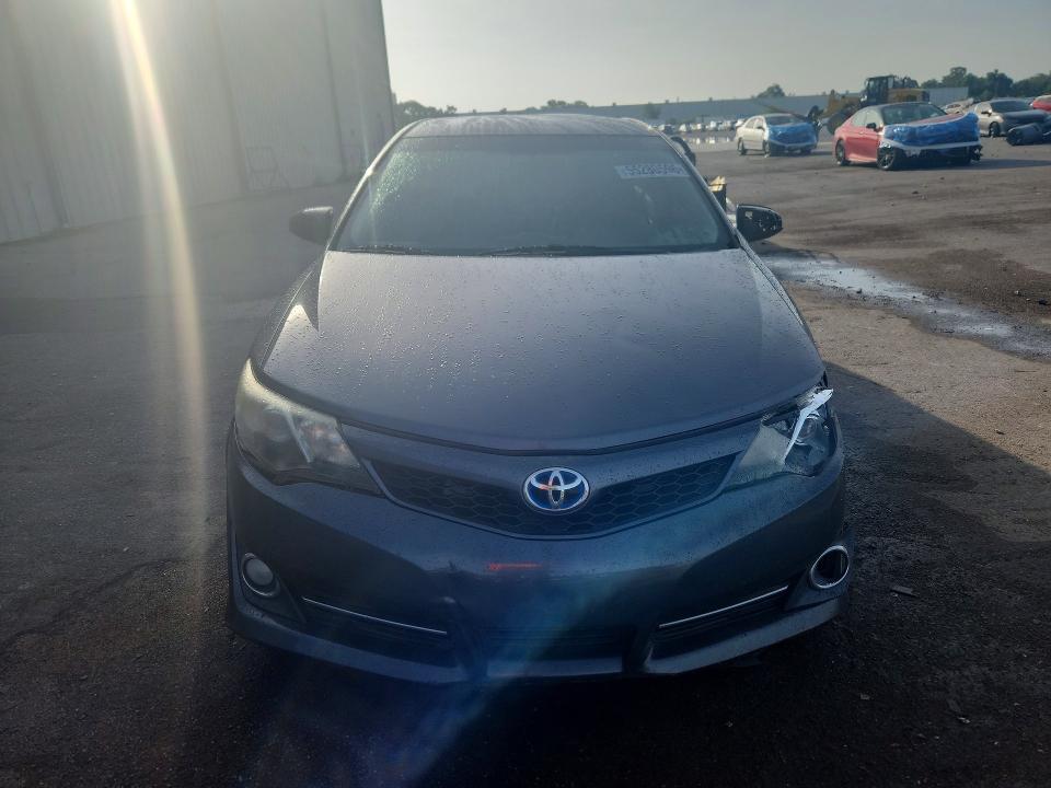 2014 Toyota Camry Hybrid მანქანა იყიდება აუქციონზე, vin: 4T1BD1FK0EU129718, აუქციონის ნომერი: 55280596