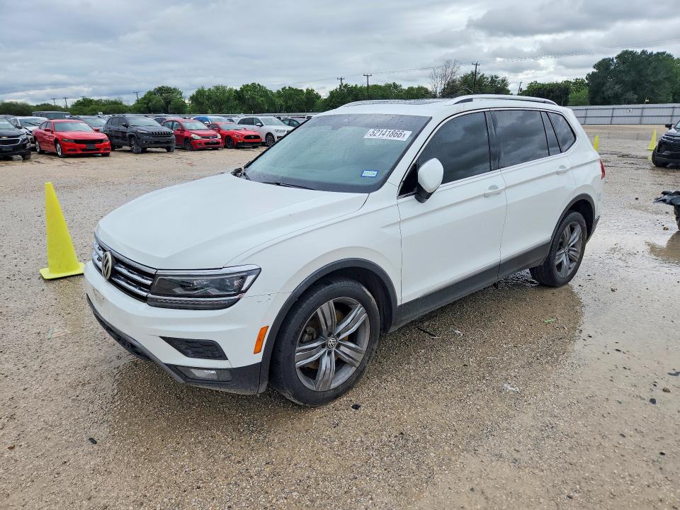 Продажа на аукционе авто 2018 Volkswagen Tiguan, vin: 3VV4B7AXXJM179258, номер лота: 52141866