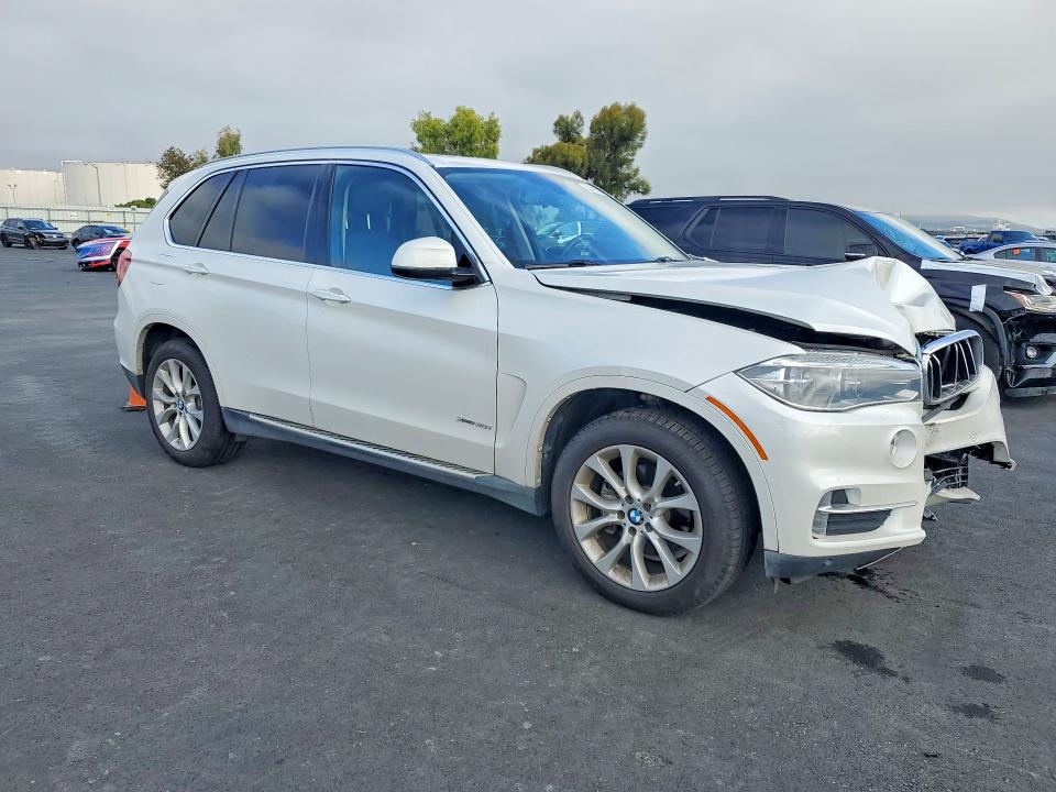 52459096 :رقم المزاد ، 5UXKR0C53F0K56033 vin ، 2015 Bmw X5 مزاد بيع