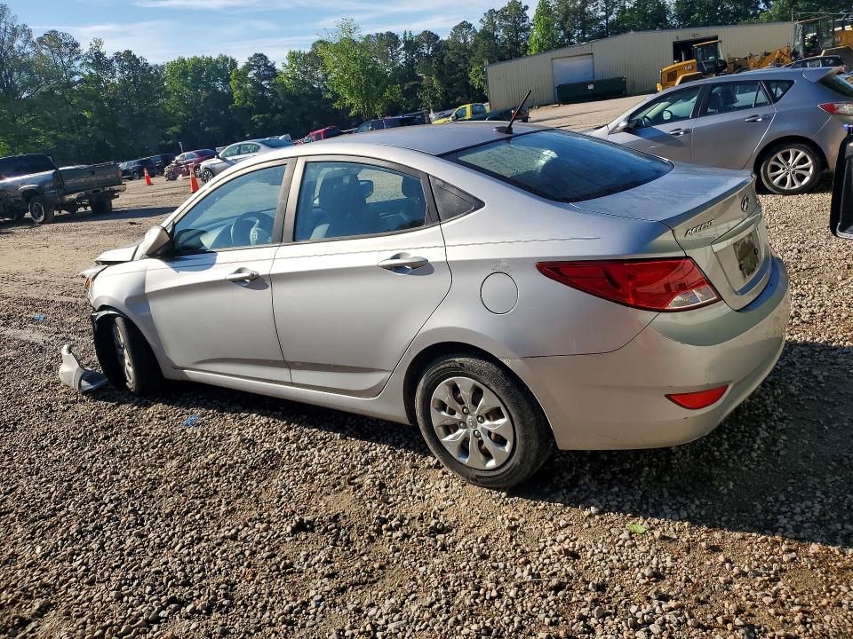 2017 Hyundai Accent მანქანა იყიდება აუქციონზე, vin: KMHCT4AE8HU215499, აუქციონის ნომერი: 52877856