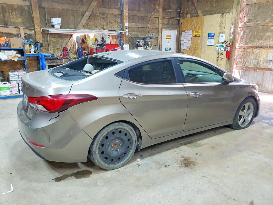 52939466 :رقم المزاد ، 5NPDH4AE7FH568396 vin ، 2015 Hyundai Elantra مزاد بيع