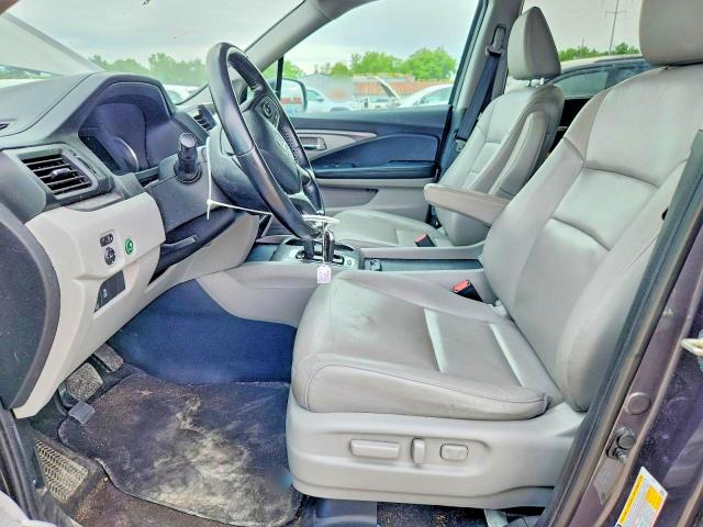 53923926 :رقم المزاد ، 5FNYF6H58LB027621 vin ، 2020 Honda Pilot مزاد بيع