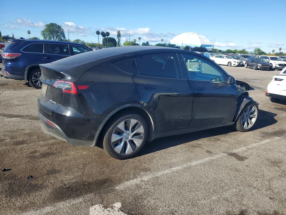 Продажа на аукционе авто 2023 Tesla Model Y, vin: 7SAYGDEE4PF815939, номер лота: 54840766