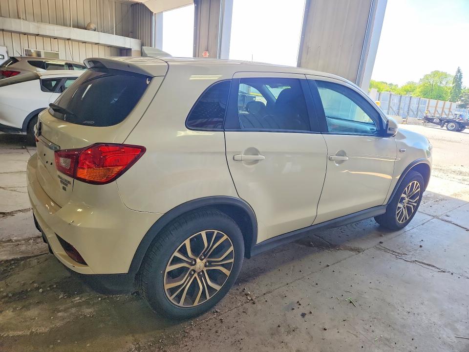 Продаж на аукціоні авто 2018 Mitsubishi Outlander Sport, vin: JA4AR3AW6JU025584, номер лоту: 55232126
