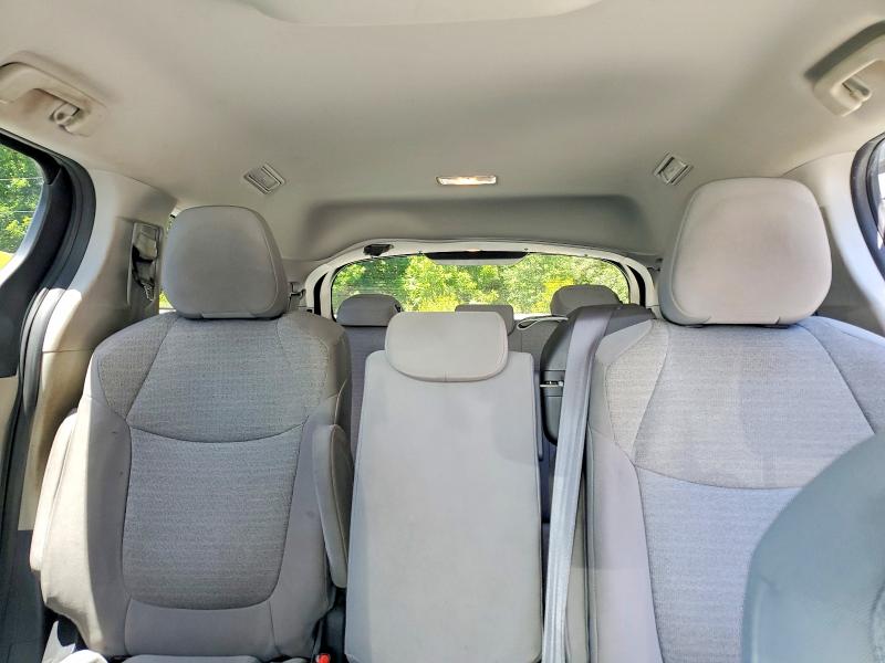 2022 Toyota Sienna მანქანა იყიდება აუქციონზე, vin: 5TDKRKEC9NS115746, აუქციონის ნომერი: 53803106
