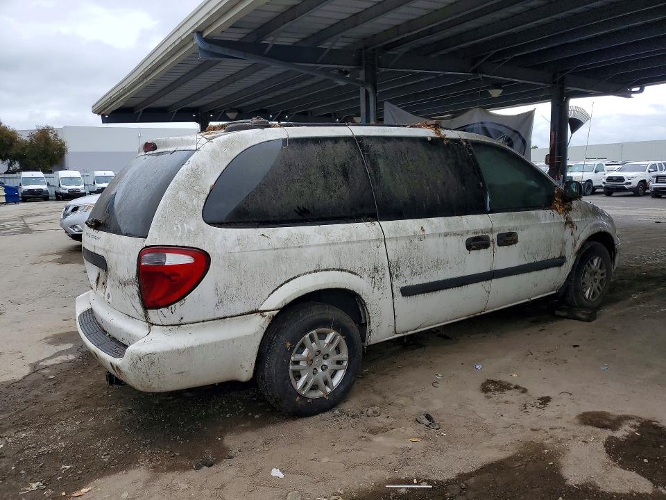 2005 Dodge Grand Caravan მანქანა იყიდება აუქციონზე, vin: 1D4GP24R55B123855, აუქციონის ნომერი: 52090476