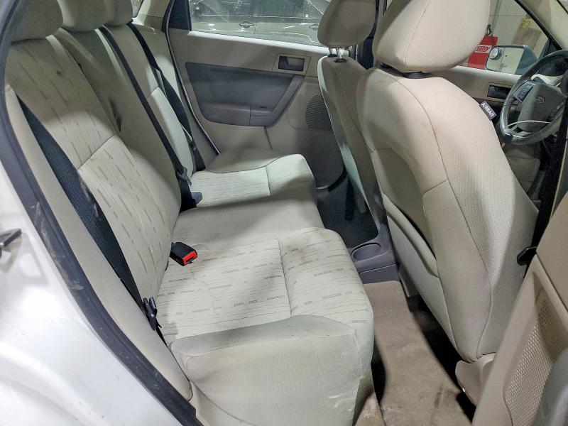 52384926 :رقم المزاد ، 1FAHP3FN3AW174698 vin ، 2010 Ford Focus مزاد بيع