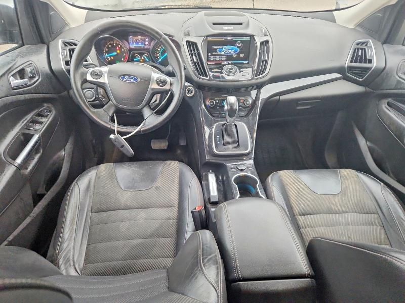 2013 Ford Escape მანქანა იყიდება აუქციონზე, vin: 1FMCU0J91DUA70423, აუქციონის ნომერი: 52775516