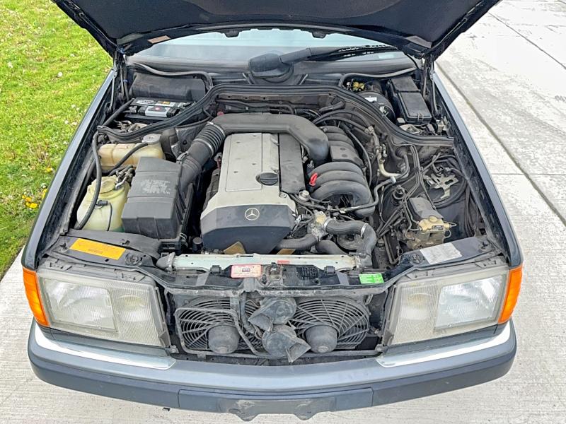 52910686 :رقم المزاد ، WDBEA28E4PB858079 vin ، 1993 Mercedes-benz 300 مزاد بيع