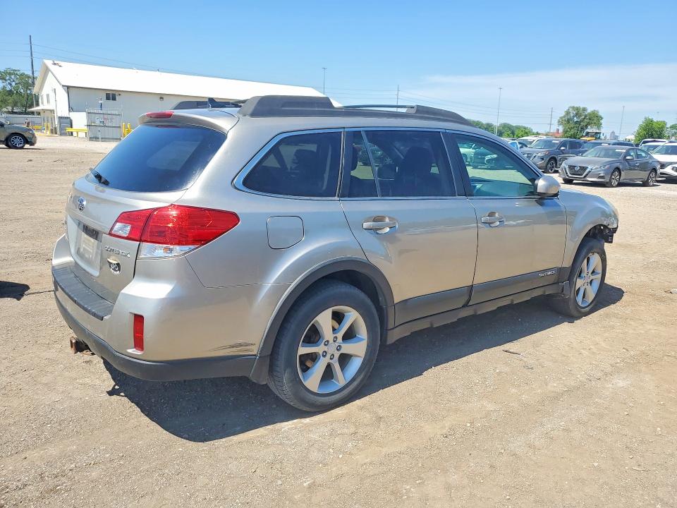 2014 Subaru Outback მანქანა იყიდება აუქციონზე, vin: 4S4BRCEC9E3214277, აუქციონის ნომერი: 54832386