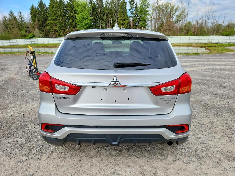 52823336 :رقم المزاد ، JA4AR3AW8JZ005436 vin ، 2018 Mitsubishi Outlander Sport مزاد بيع