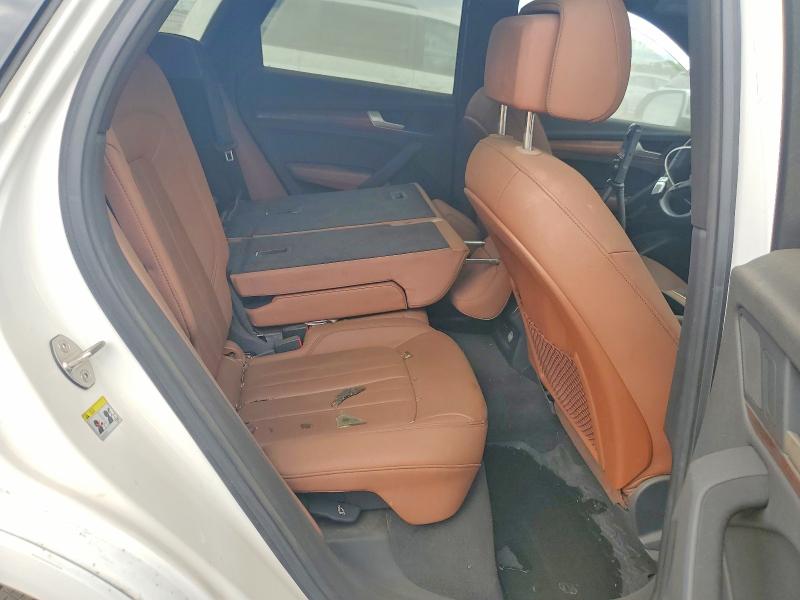 53729506 :رقم المزاد ، WA1AAAFY8M2132755 vin ، 2021 Audi Q5 مزاد بيع