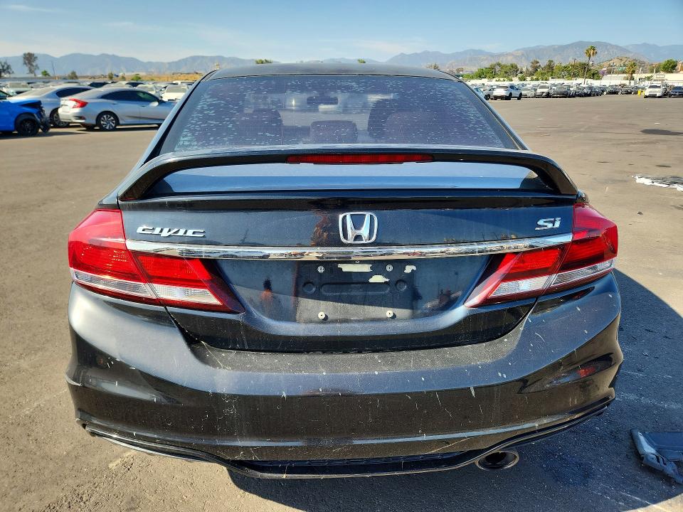 2015 Honda Civic მანქანა იყიდება აუქციონზე, vin: 2HGFB6E52FH701186, აუქციონის ნომერი: 53813826