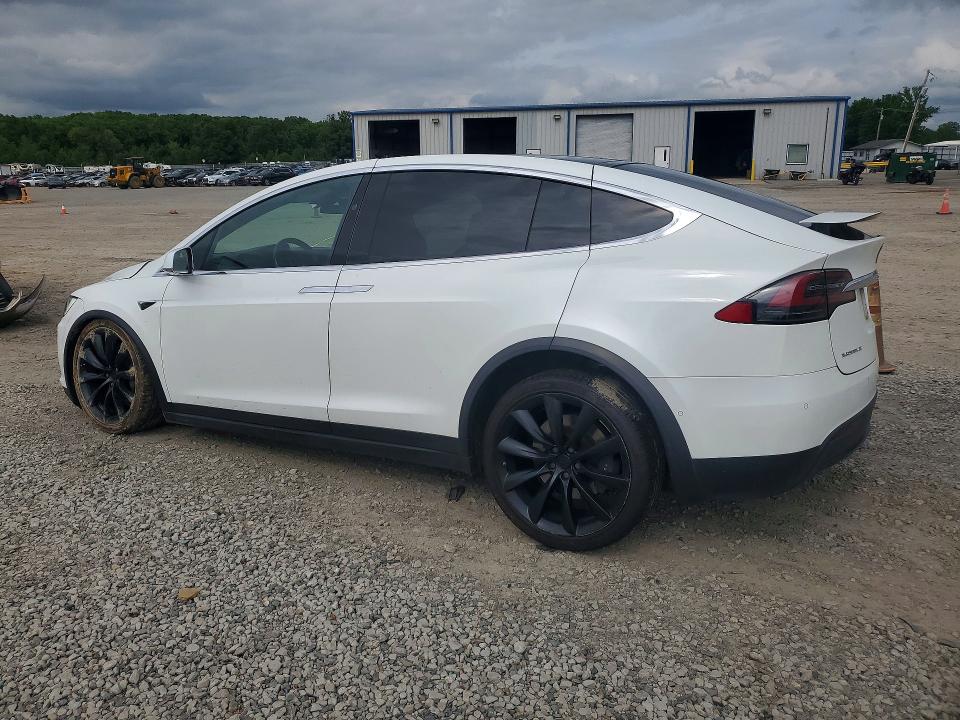 2018 Tesla Model X მანქანა იყიდება აუქციონზე, vin: 5YJXCDE2XJF136713, აუქციონის ნომერი: 54175076