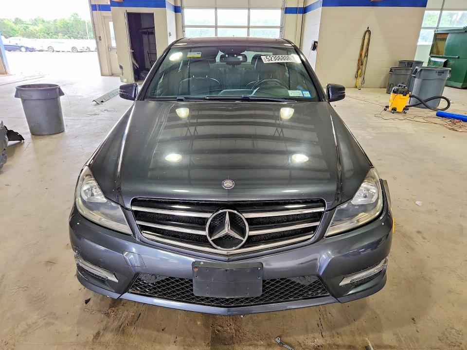 2014 Mercedes-benz C მანქანა იყიდება აუქციონზე, vin: WDDGF8AB2ER315208, აუქციონის ნომერი: 52306806